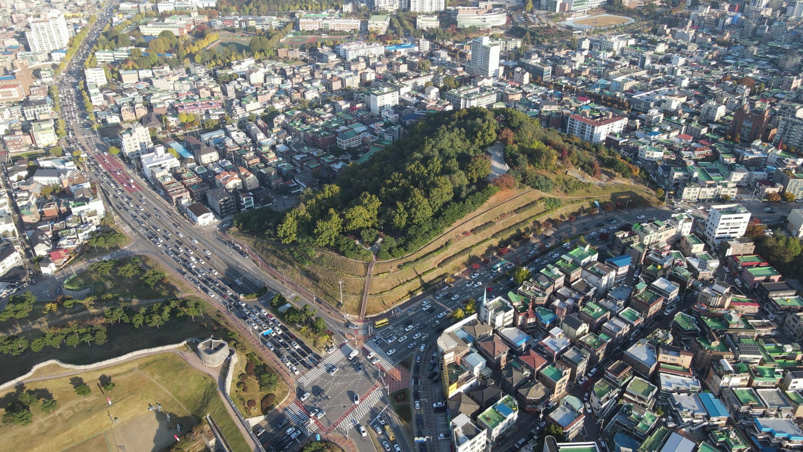 경기 남부 출퇴근길 교통난 개선방안 330건 발표, 주민 편의 향상될까